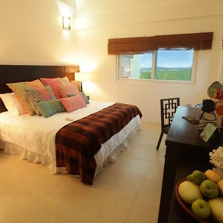 Iguana Crossing Boutique Hotel Puerto Villamil Dış mekan fotoğraf