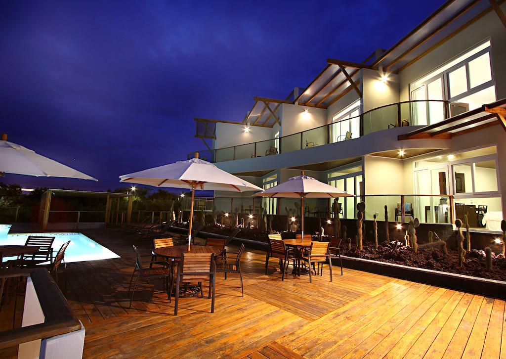 Iguana Crossing Boutique Hotel Puerto Villamil Dış mekan fotoğraf