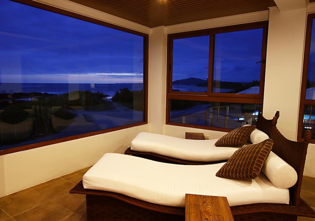 Iguana Crossing Boutique Hotel Puerto Villamil Dış mekan fotoğraf