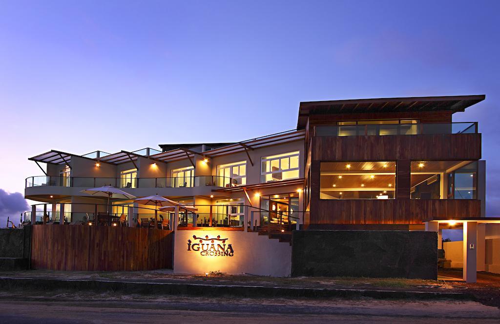 Iguana Crossing Boutique Hotel Puerto Villamil Dış mekan fotoğraf