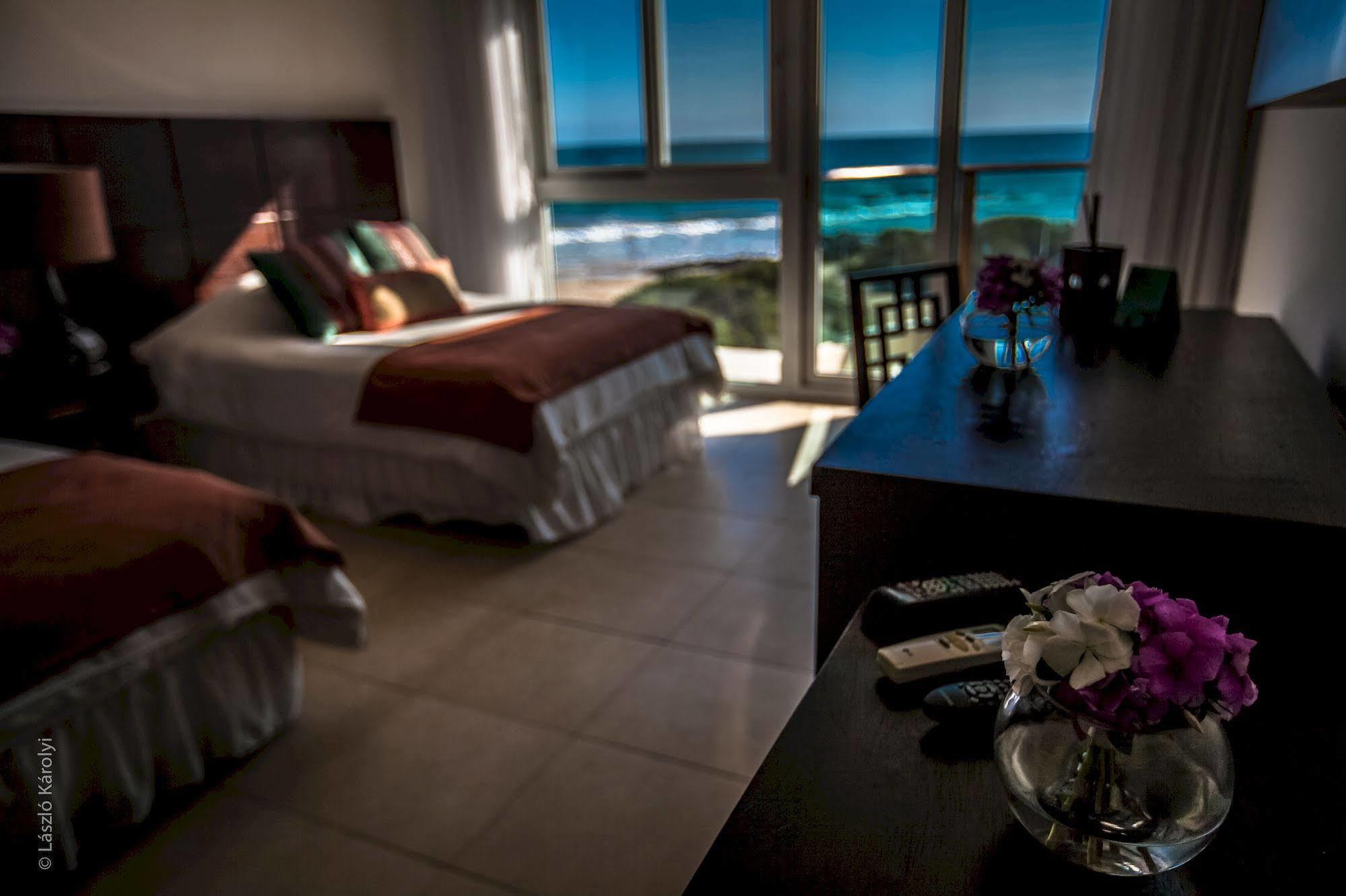 Iguana Crossing Boutique Hotel Puerto Villamil Dış mekan fotoğraf