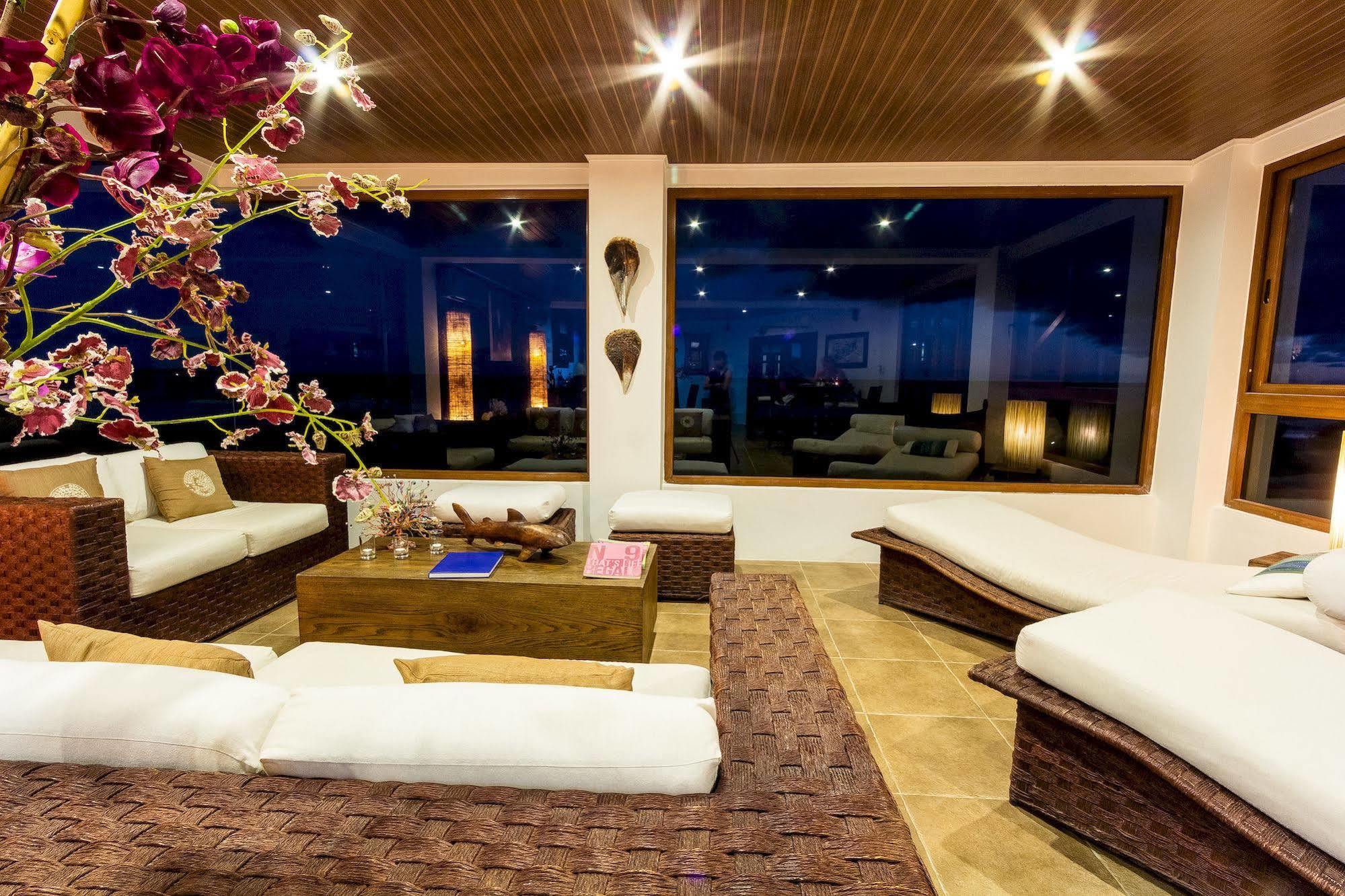 Iguana Crossing Boutique Hotel Puerto Villamil Dış mekan fotoğraf