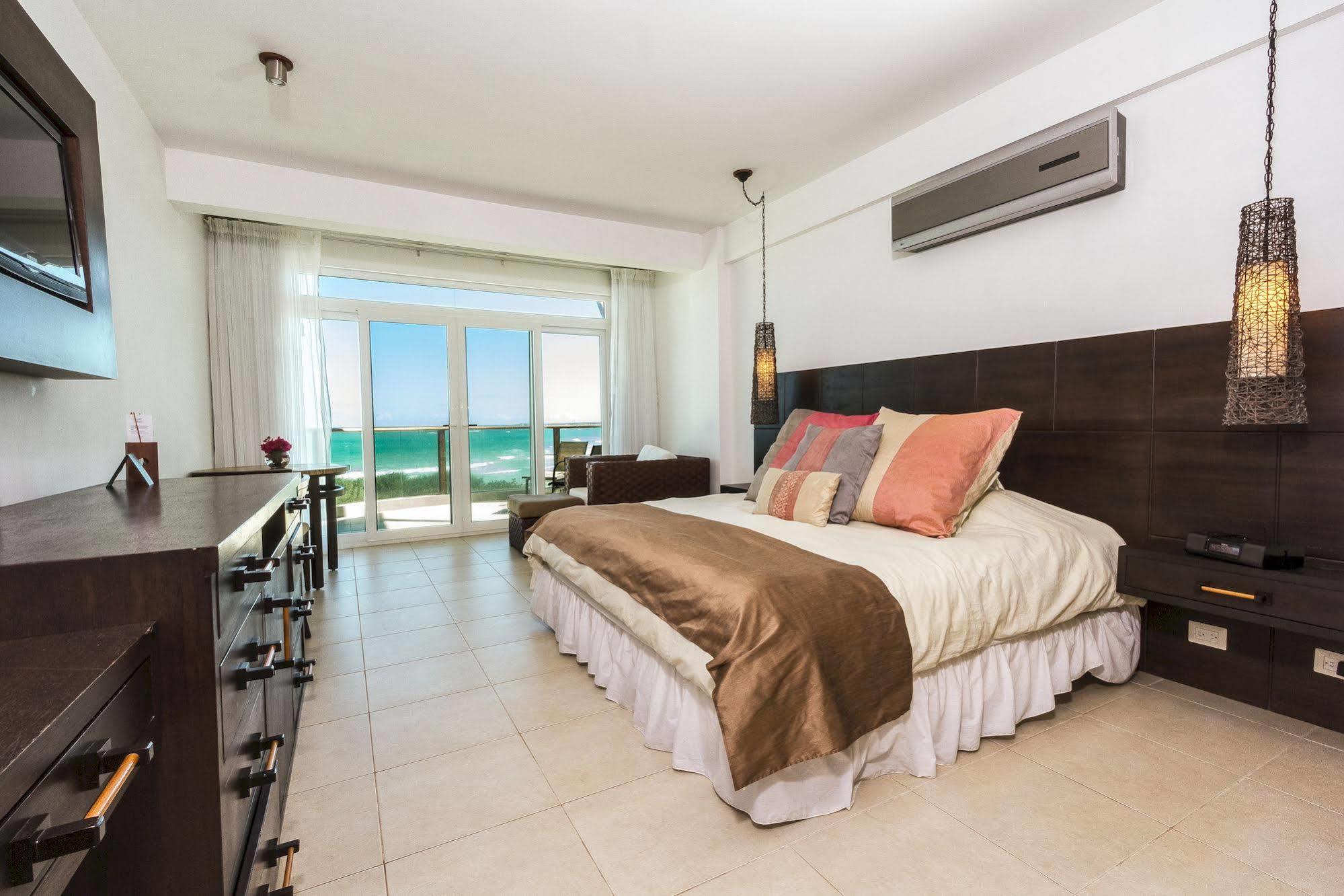 Iguana Crossing Boutique Hotel Puerto Villamil Dış mekan fotoğraf